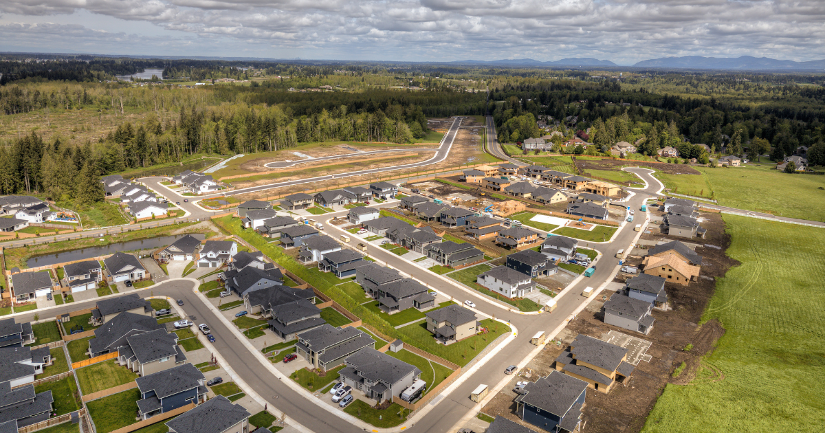 An aerial view of the Elk Run at Chinook Meadows community by Soundbuilt Homes.